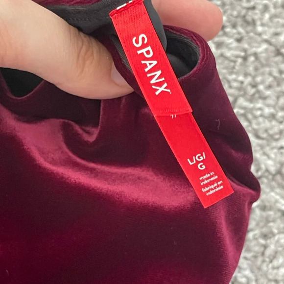 SPANX | Velvet Velour Legging Holiday Berry Size Large - Picture 4 of 4